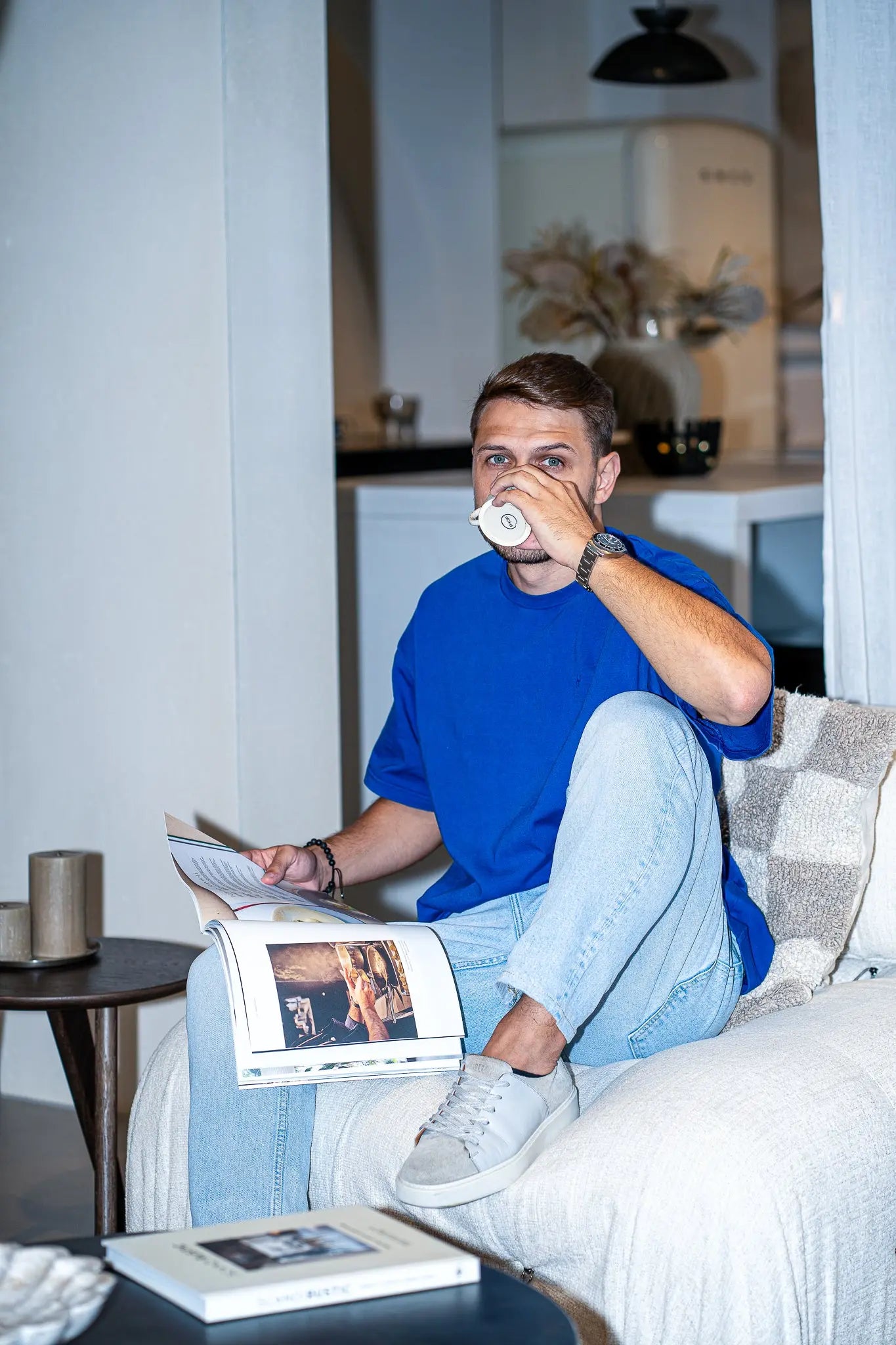 heavyweight tshirt blue front